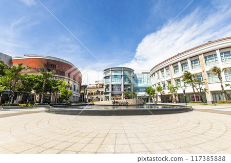 Panoramic view of SKM Park Outlets Kaohsiung, Taiwan. It is a brand-new type of compound lifestyle outlet of Shin Kong Mitsukoshi. Panoramic view of SKM Park Outlets Kaohsiung, Taiwan. It is a brand-new type of compound lifestyle outlet of Shin Kong Mitsukoshi. 117385888