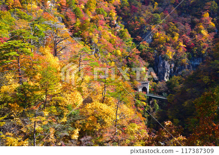 Autumn Naruko Gorge Autumn Naruko Gorge 117387309