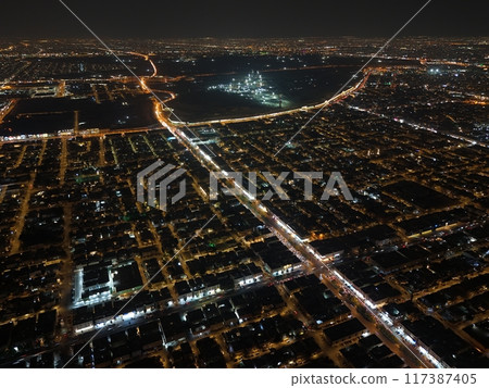 Drone shot foto. Saudi Arabia. Riyadh. Kingdom tower. Night. Drone shot foto. Saudi Arabia. Riyadh. Kingdom tower. Night. 117387405
