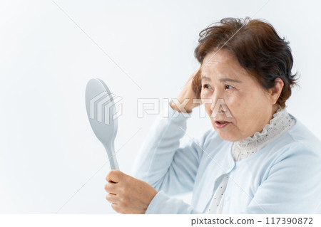 高級女性的頭髮護理 117390872