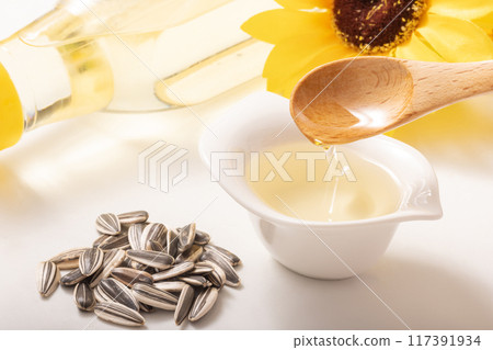 葵花籽油 117391934