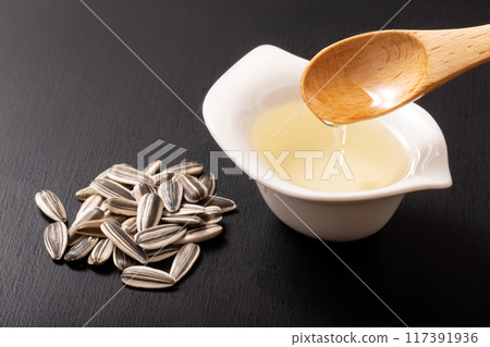 葵花籽油 117391936