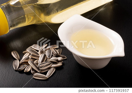 葵花籽油 117391937