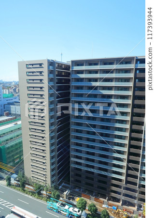 High-rise apartment building construction site High-rise apartment building construction site 117393944