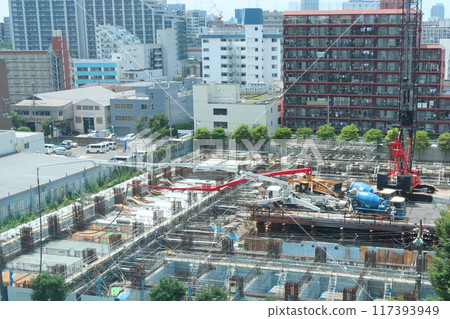 High-rise apartment building construction site High-rise apartment building construction site 117393949