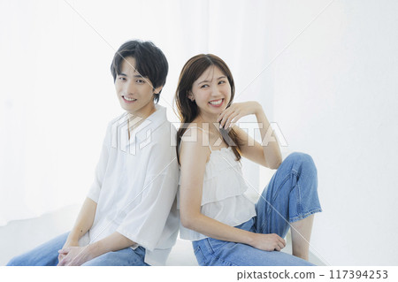 情侶牛仔布連結協調 情侶牛仔布連結協調 117394253