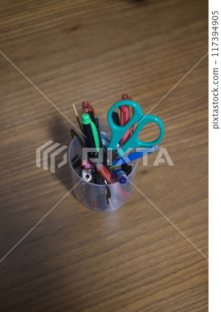 Pen holder, bird's-eye view Pen holder, bird's-eye view 117394905