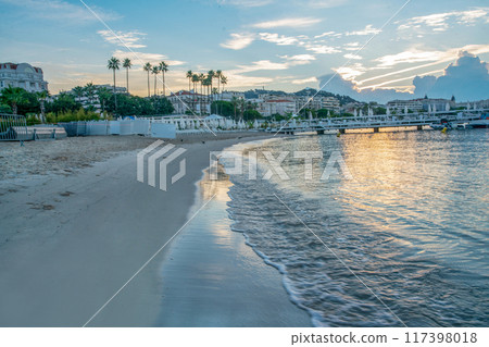 Amazing sunrise in Cannes (beach of (maybe) of Palais des Festivals et des Congres) 117398018
