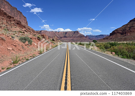 Scenery along Utah State Route 128 near Moab, Utah. Scenery along Utah State Route 128 near Moab, Utah. 117403869