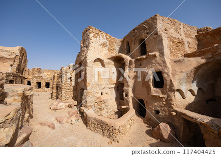 Ruins of ancient fortified Ksar Beni Barka in Tataouine, Tunisia 117404425