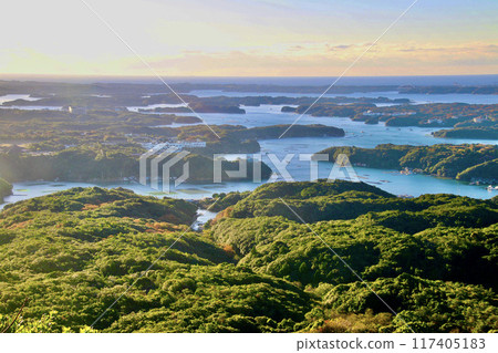 清晨的志摩半島/三晴展望台(三重縣志摩市) 清晨的志摩半島/三晴展望台(三重縣志摩市) 117405183