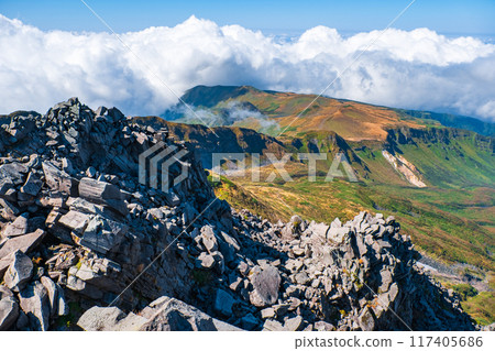 Climbing Mt. Chokai in autumn: View from the summit (Shinzan) Climbing Mt. Chokai in autumn: View from the summit (Shinzan) 117405686