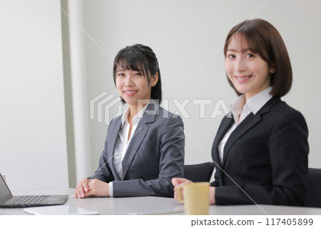 Two young businesswomen_3 Two young businesswomen_3 117405899