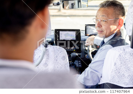 taxi driver and customer taxi driver and customer 117407964