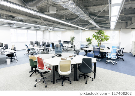 Designer's office 117408202