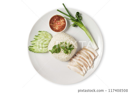 steamed rice topped with chickenwith side dishes such as cucumber, spring onion, fried garlic and dipping sauce is a healthy food. 117408508