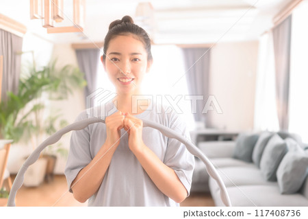 Female portrait 117408736
