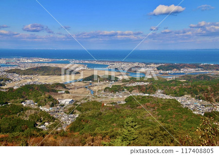 從伊勢志摩天際線眺望的景色（三重縣伊勢市） 117408805