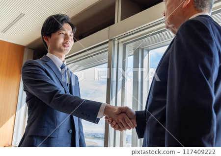 商人握手 商人握手 117409222