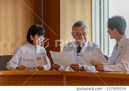 醫務人員術前會議 117409554