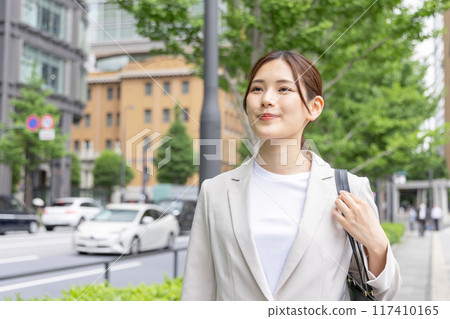 女性商務通勤商務 女性商務通勤商務 117410165
