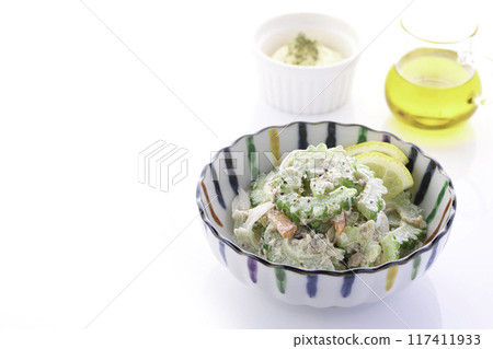 Salad with goya and tuna 117411933