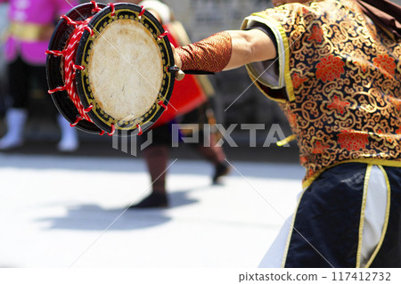 Shimedaiko during the Okinawan Eisa dance performance 117412732