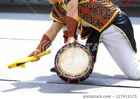 Shimedaiko during the Okinawan Eisa dance performance Shimedaiko during the Okinawan Eisa dance performance 117413173