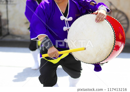 Large drums during the Okinawan Eisa dance performance 117413216