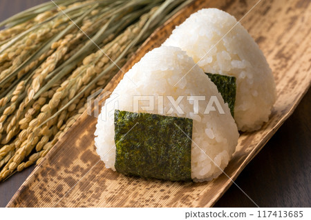 飯糰和稻田 117413685