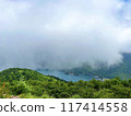 從山上看到的霧中的山脈和大沼@赤城山 117414558