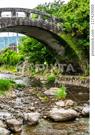 鮮綠的金濱眼鏡橋【長崎縣雲仙市小巴町】 117420000