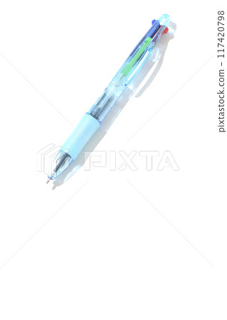 在白色背景下拍攝原子筆 在白色背景下拍攝原子筆 117420798