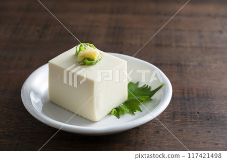 cold tofu 117421498