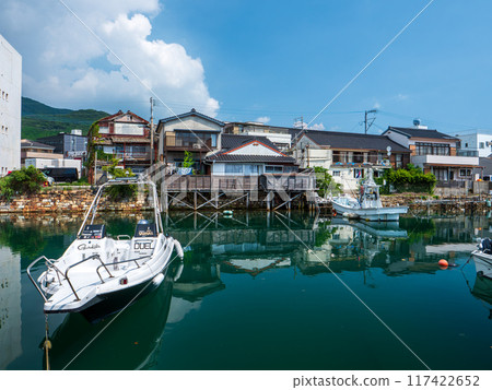 長崎縣對馬市伊豆原的夏日風景 長崎縣對馬市伊豆原的夏日風景 117422652