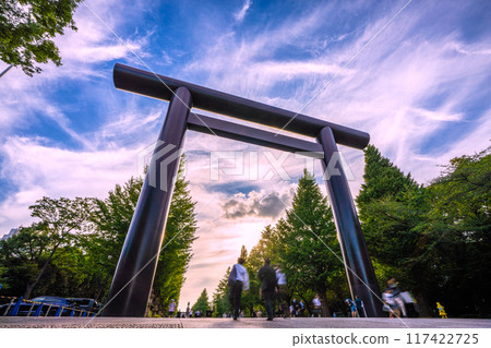 Tokyo cityscape, Japan: Victory Day... Never let the tragedy be repeated... The figures have disappeared... People visiting Yasukuni Shrine in the scorching heat = August Tokyo cityscape, Japan: Victory Day... Never let the tragedy be repeated... The figures have disappeared... People visiting Yasukuni Shrine in the scorching heat = August 117422725