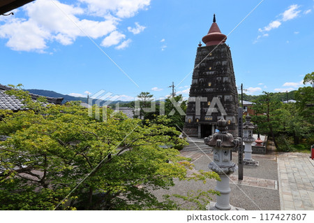 Myomanji Temple (Great Pagoda) of the Kenpon Hokke Sect, head temple / Hataedacho, Iwakura, Sakyo Ward, Kyoto City 117427807