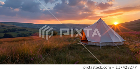 glamping. luxury glamorous camping. glamping in the beautiful countryside 117428277