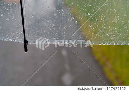 Scenery of a walk on a rainy day 117429112