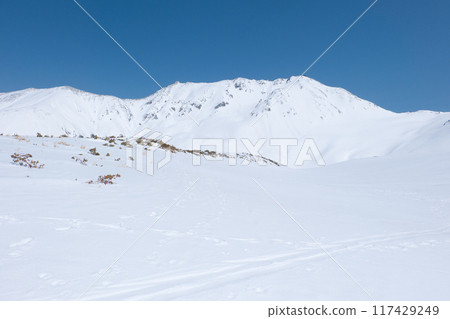 Tateyama mountain range April Snowy Tateyama Kurobe Alpine Route Tateyama mountain range April Snowy Tateyama Kurobe Alpine Route 117429249