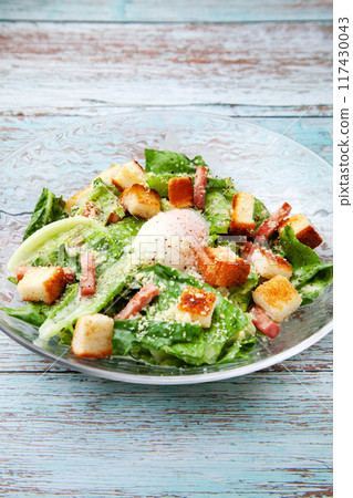 Caesar salad  117430043