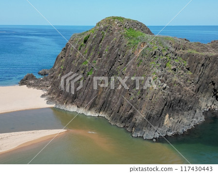Aerial view of the columnar jointed rock formations of Tateiwa in Tango Town, Kyoto Prefecture 117430443