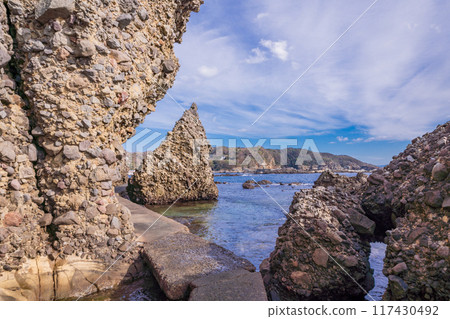 [Shizuoka Prefecture] Izu Peninsula Geopark, Ebisu Island (The wonder of underwater mudslides) 117430492