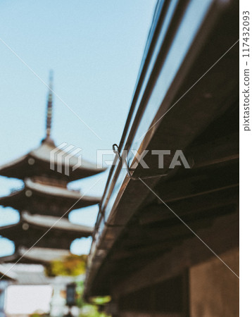 從下面看五層寶塔 從下面看五層寶塔 117432093