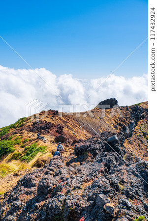 秋季攀登鳥海山:索馬山路線 秋季攀登鳥海山:索馬山路線 117432924