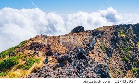 秋季攀登鳥海山:索馬山路線 秋季攀登鳥海山:索馬山路線 117432927