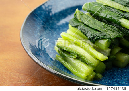 盤子裡野澤泡菜的特寫 盤子裡野澤泡菜的特寫 117433486