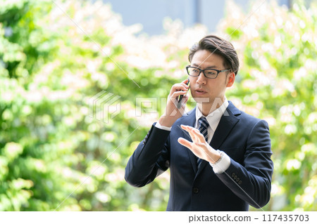 商人智慧型手機通話麻煩 117435703