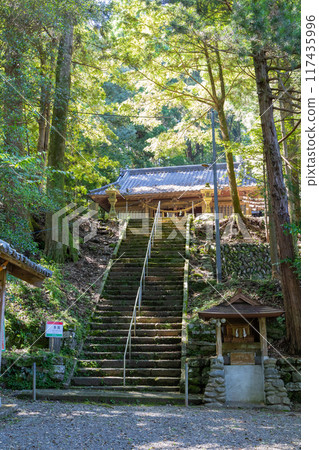 Mikado Shrine in Misato Town, Higashiusuki District, Miyazaki Prefecture 117435996