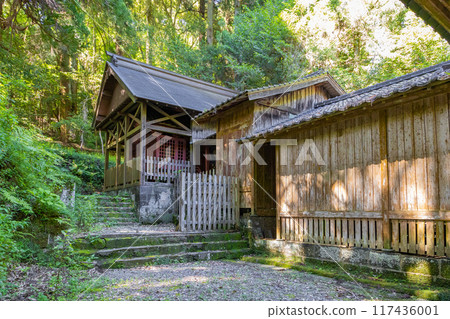 Mikado Shrine in Misato Town, Higashiusuki District, Miyazaki Prefecture Mikado Shrine in Misato Town, Higashiusuki District, Miyazaki Prefecture 117436001